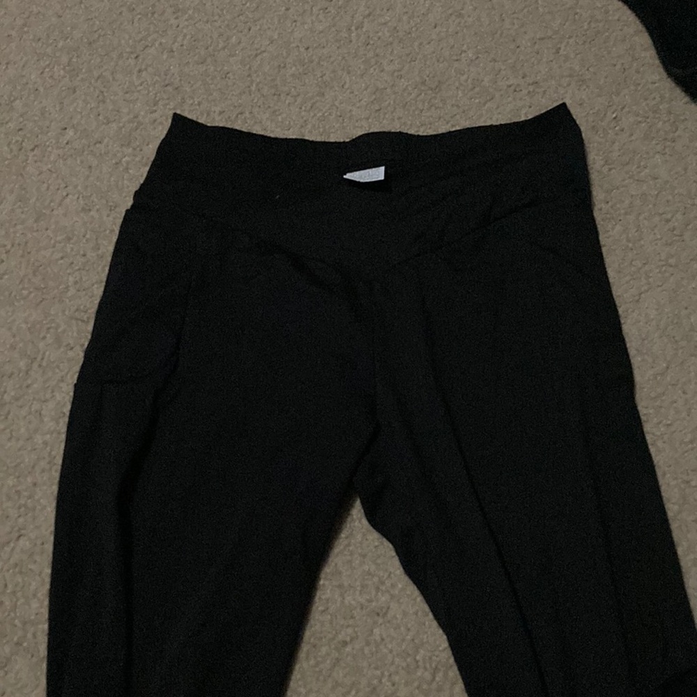 Crossed waist leggings with pockets